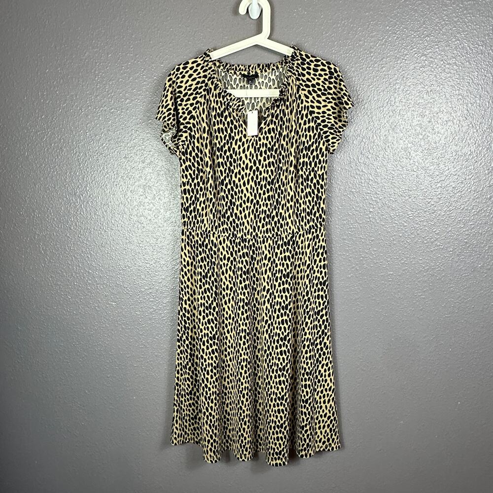 TALBOTS WOMEN'S MEDIUM PETITE SHORT SLEEVE ANIMAL PRINT JERSEY FIT & FLARE DRESS
